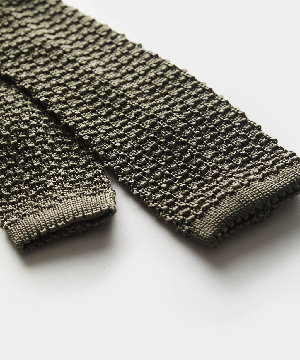 Italian Silk Knit Tie in Olive