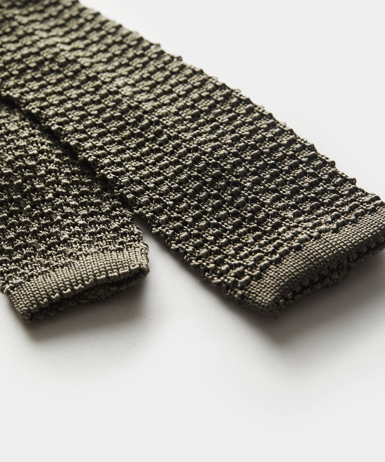 Italian Silk Knit Tie in Olive