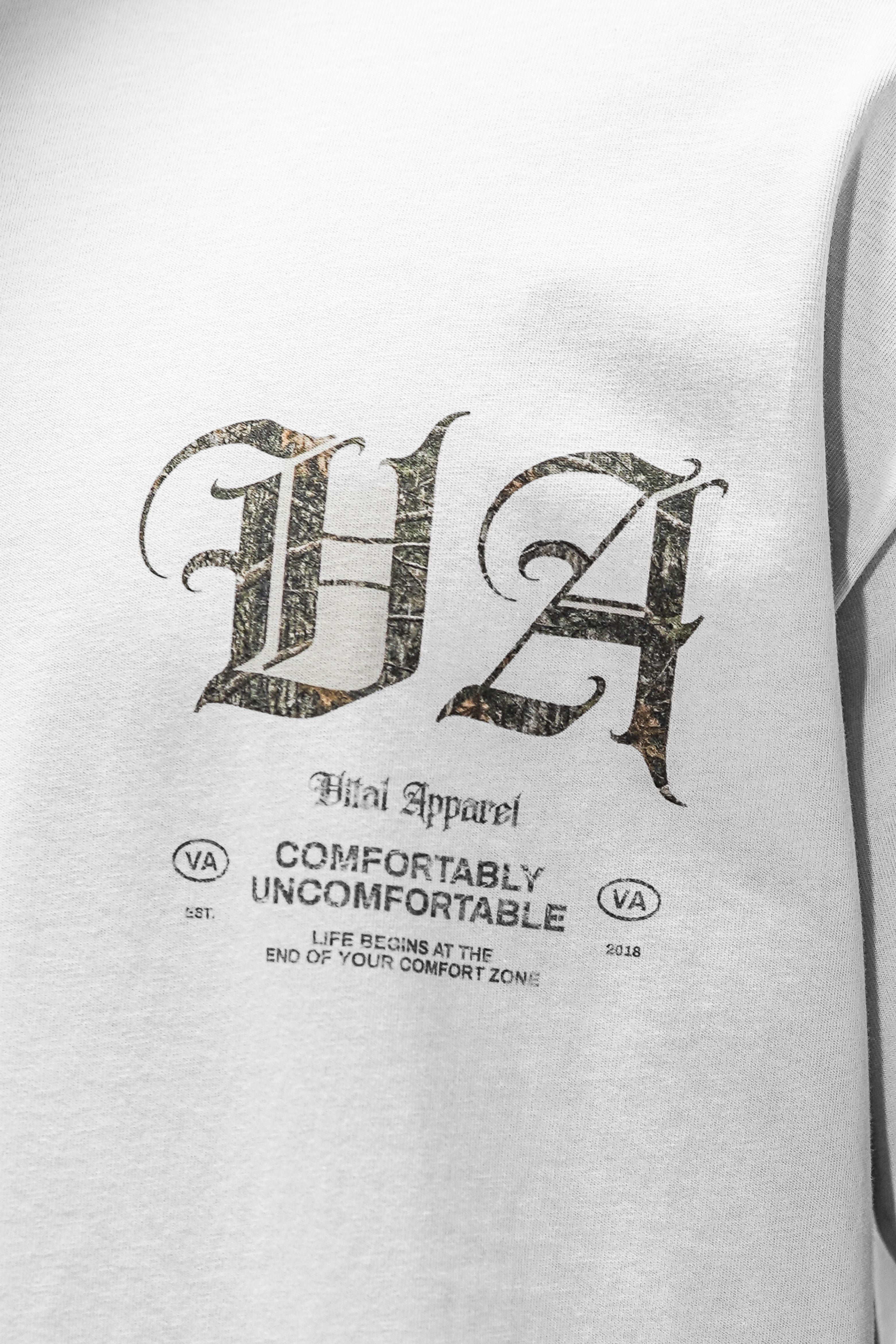 Oversized Pump Cover T-Shirt - Beige/Woodland VA