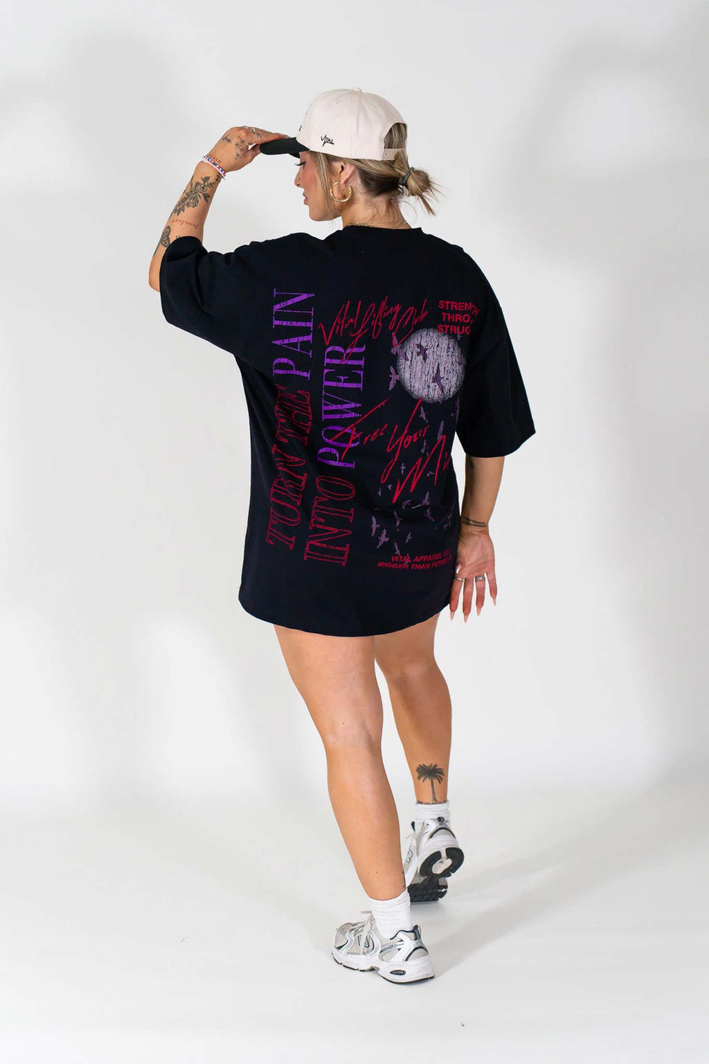 Oversized Pump Cover T-Shirt - Darkness T Purple/Red
