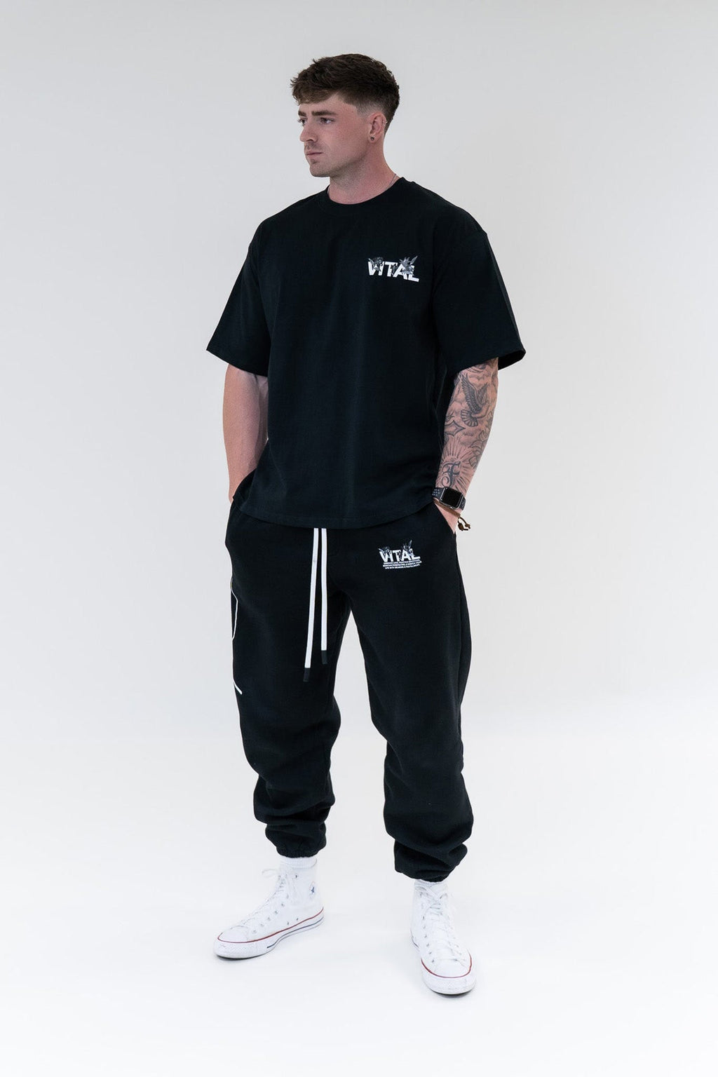 Oversized Pump Cover T-Shirt - Gratitude T Black/White