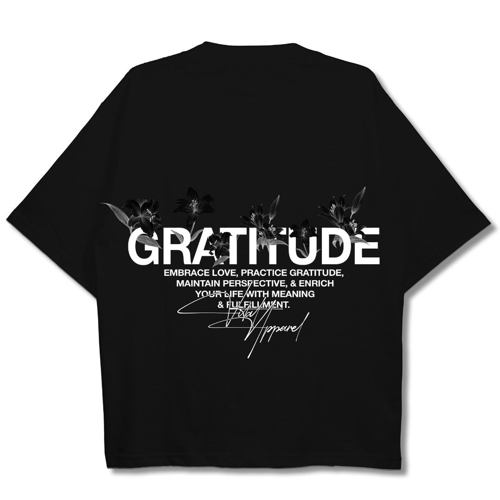 Oversized Pump Cover T-Shirt - Gratitude T Black/White