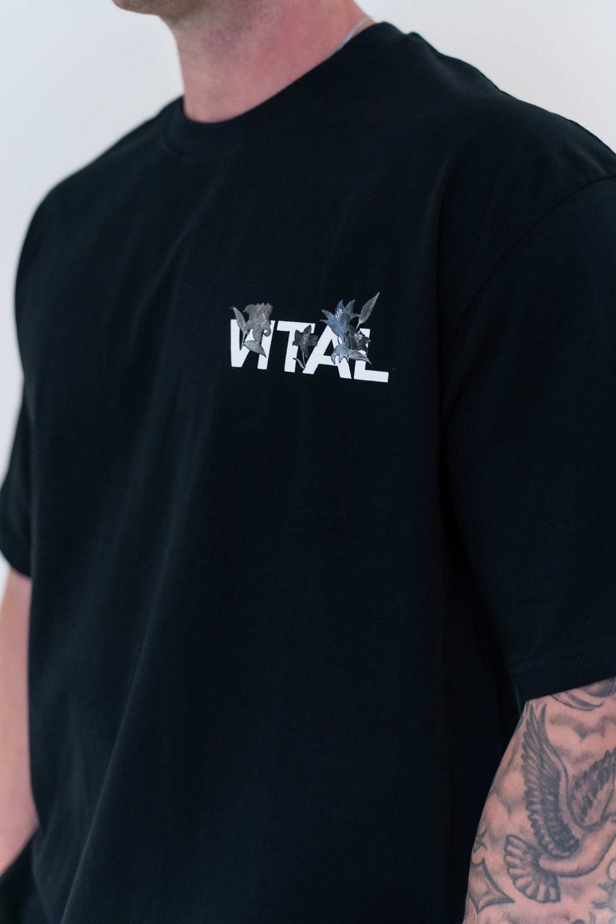 Oversized Pump Cover T-Shirt - Gratitude T Black/White