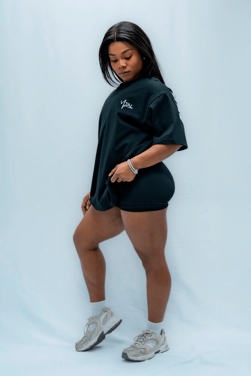 Oversized Pump Cover T-Shirt - Remember Why You Started Black/White
