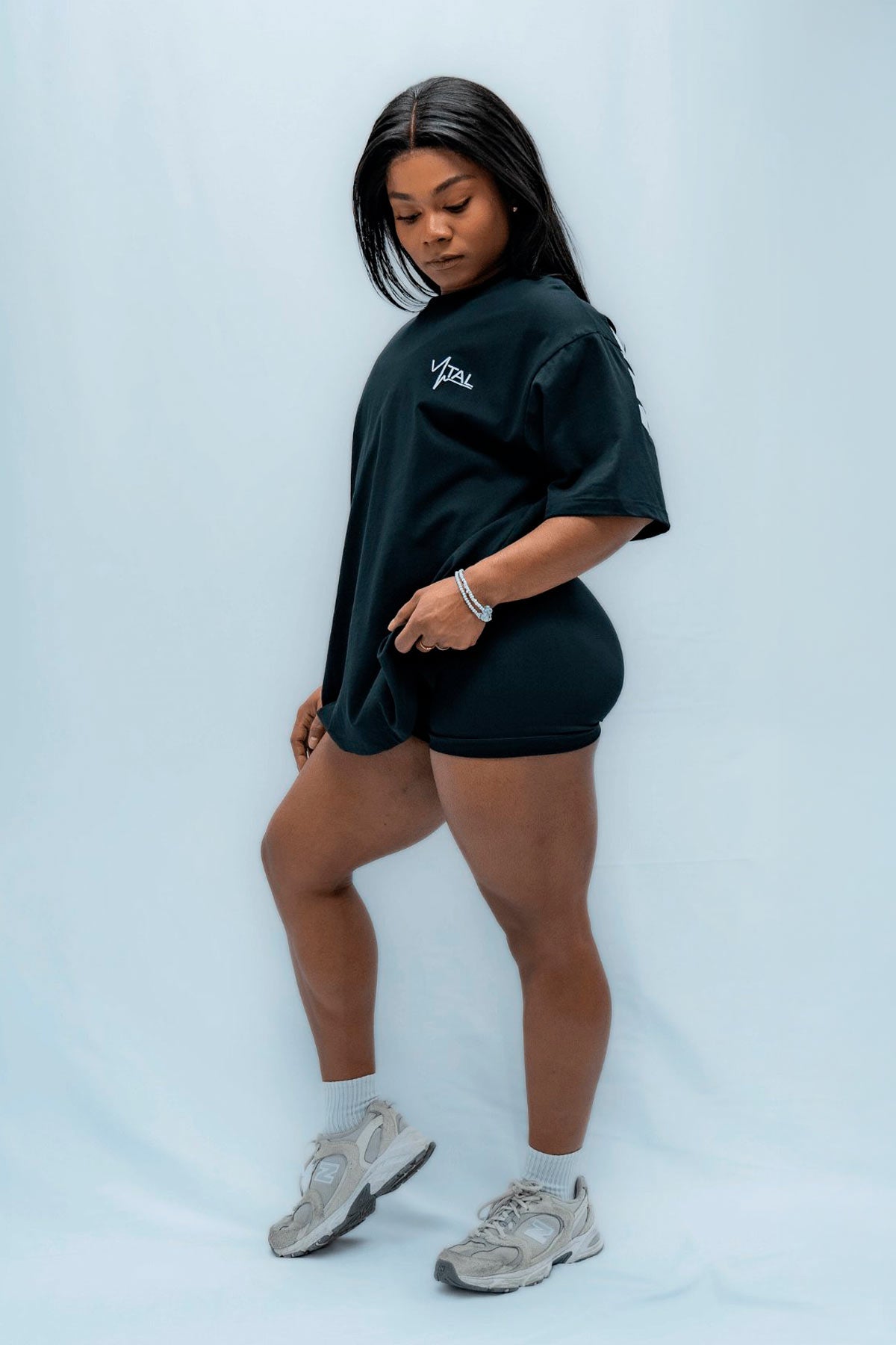 Oversized Pump Cover T-Shirt - Remember Why You Started Black/White