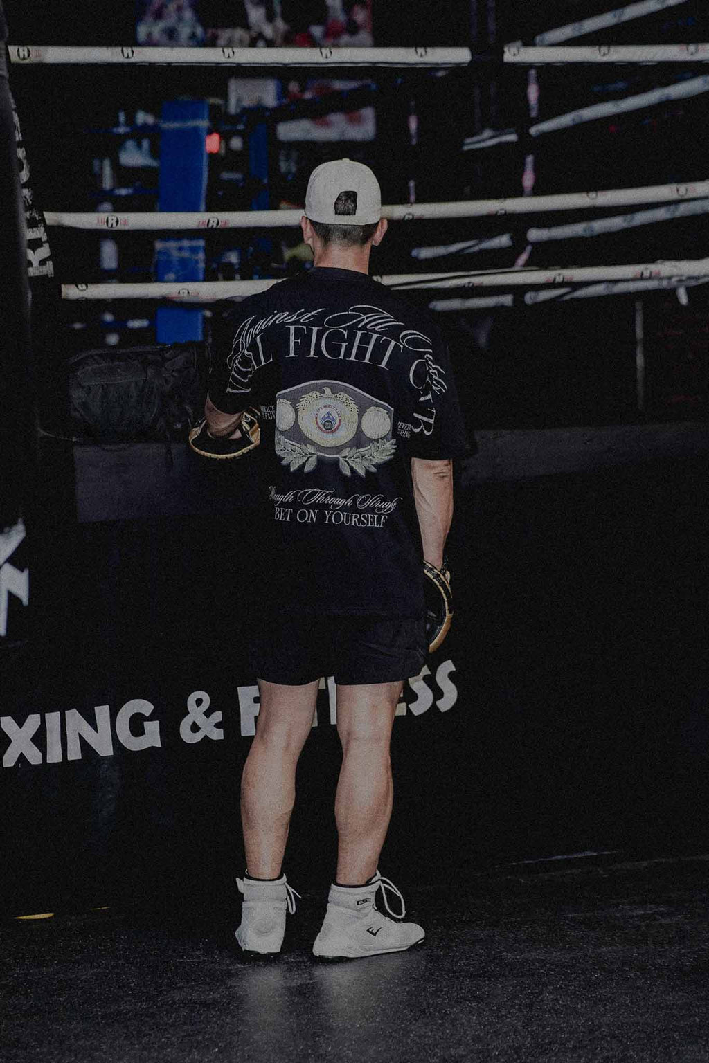 Oversized Pump Cover T-Shirt - VFC/World Champ