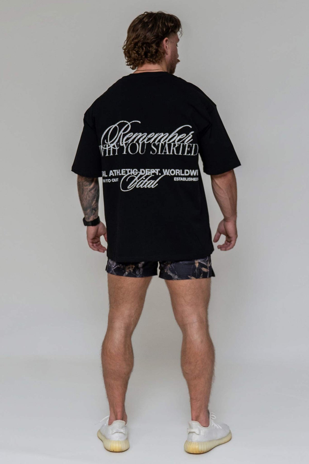 Oversized Pump Cover T-Shirt - Vintage Remember Why You Started Black/White T