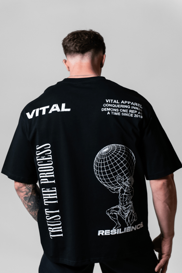 Oversized Pump Cover T-Shirt - Conquer T Black/White