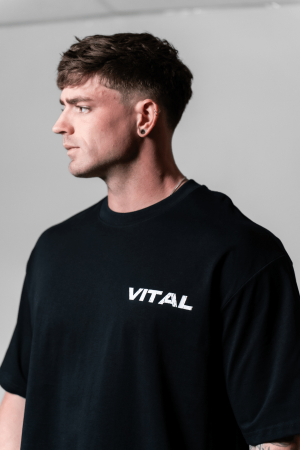 Oversized Pump Cover T-Shirt - Conquer T Black/White