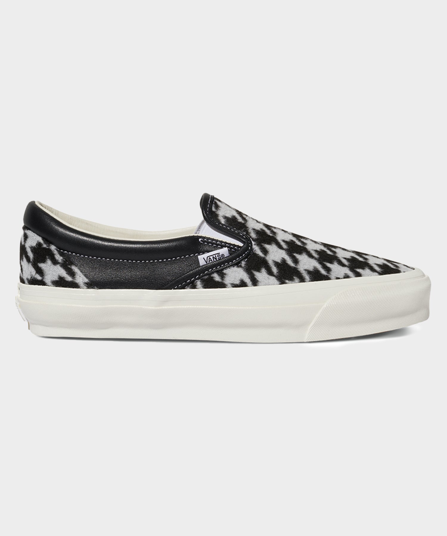 Vans Slip On Re-Issue 98 in Black Houndstooth