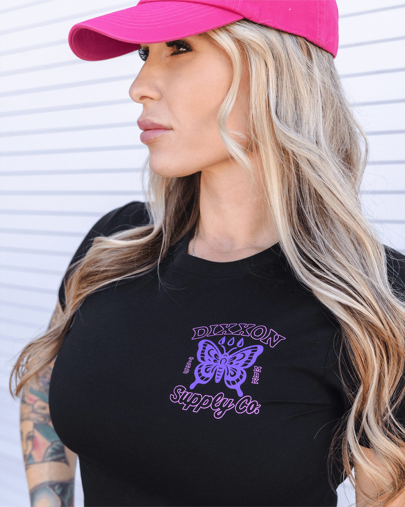 Women's Mariposa Fitted T-Shirt- Black