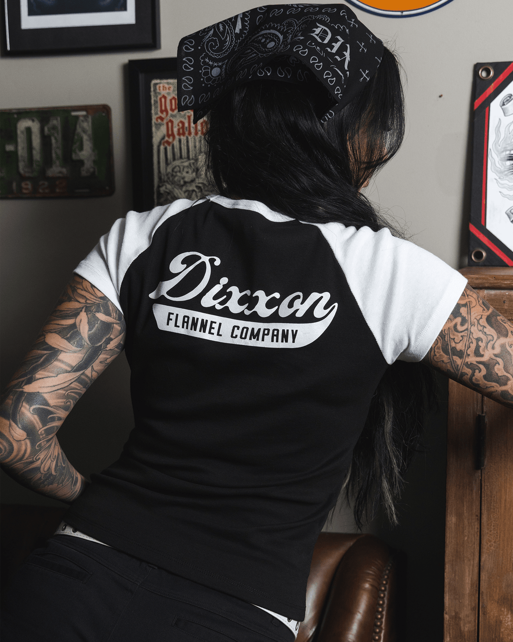 Women's Master Link Raglan Tee - White & Black