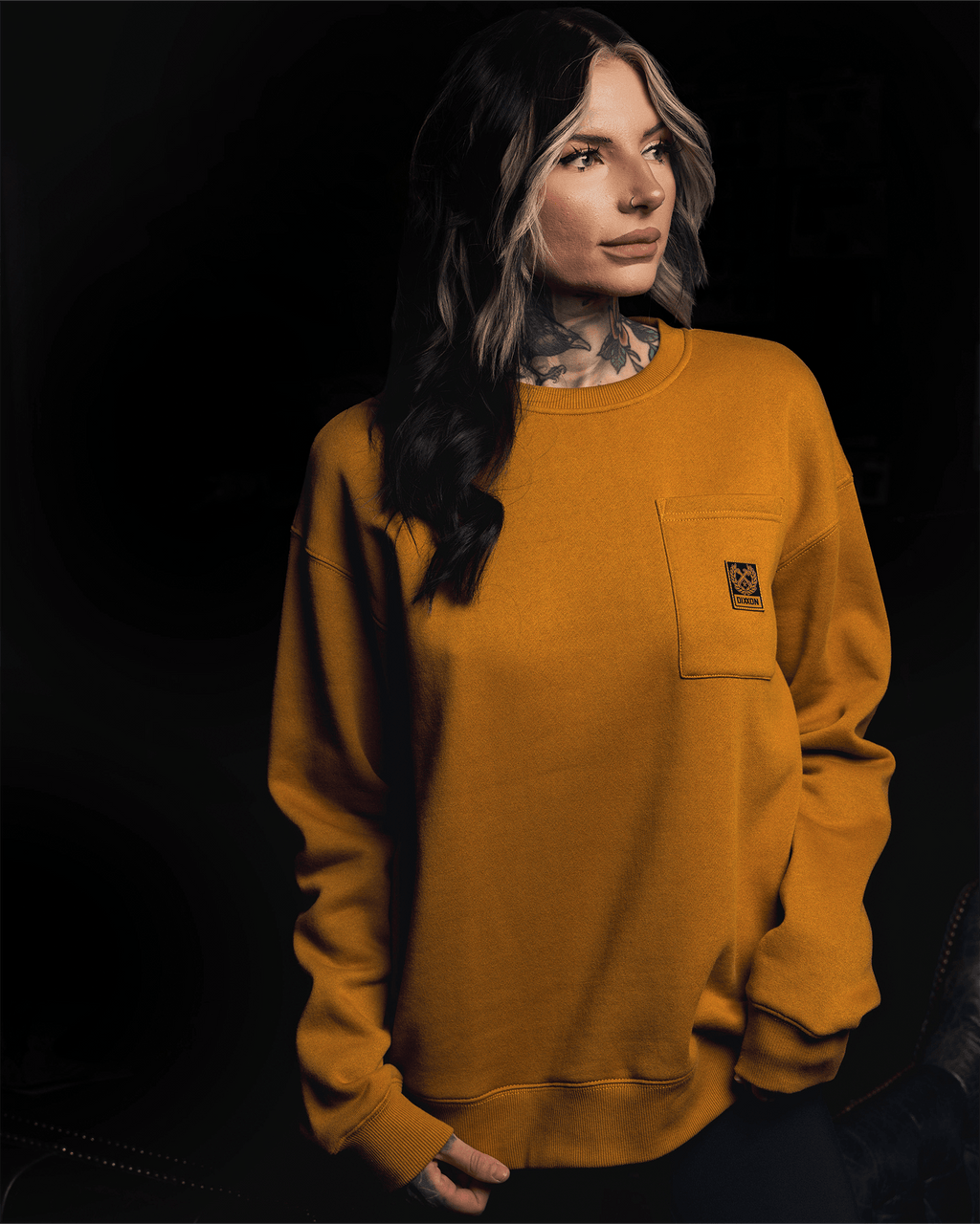 Women's Pocket Crewneck Sweatshirt - Camel