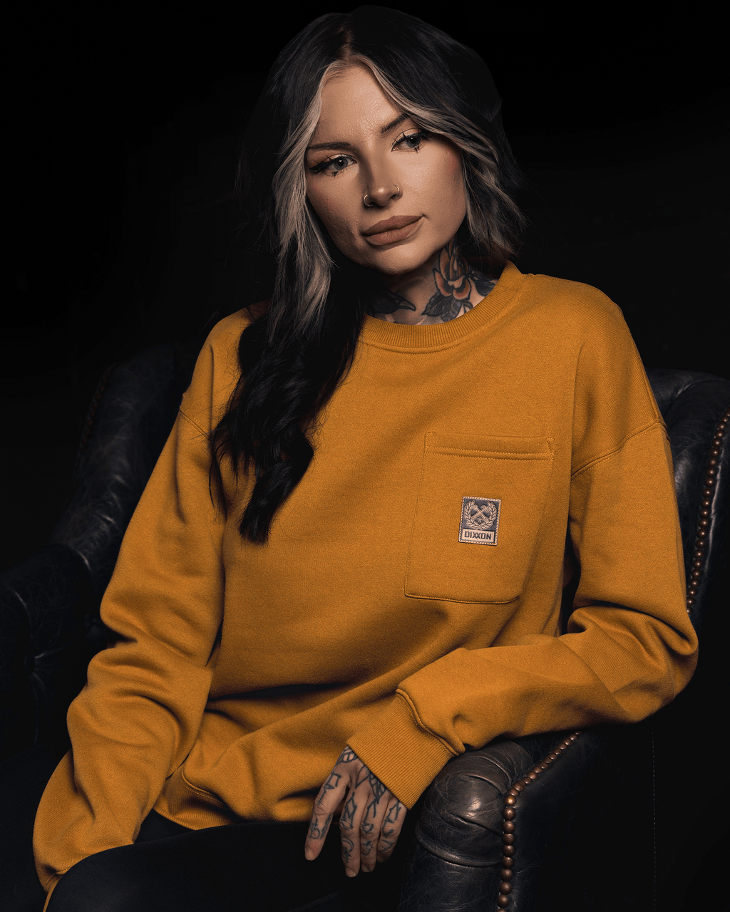 Women's Pocket Crewneck Sweatshirt - Camel