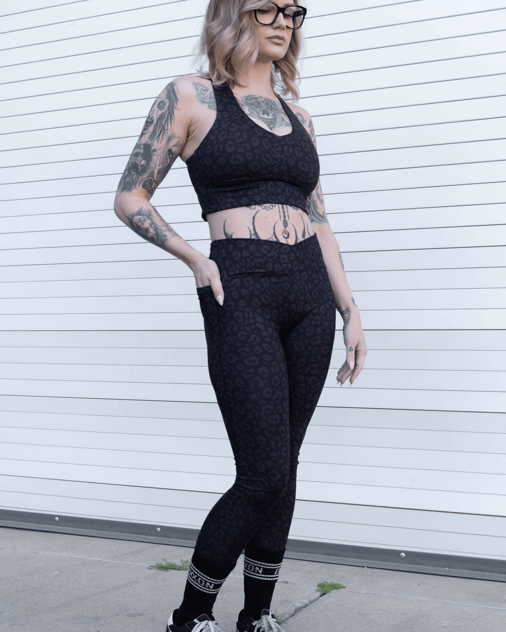 Women's Untamed Leggings - Black Leopard