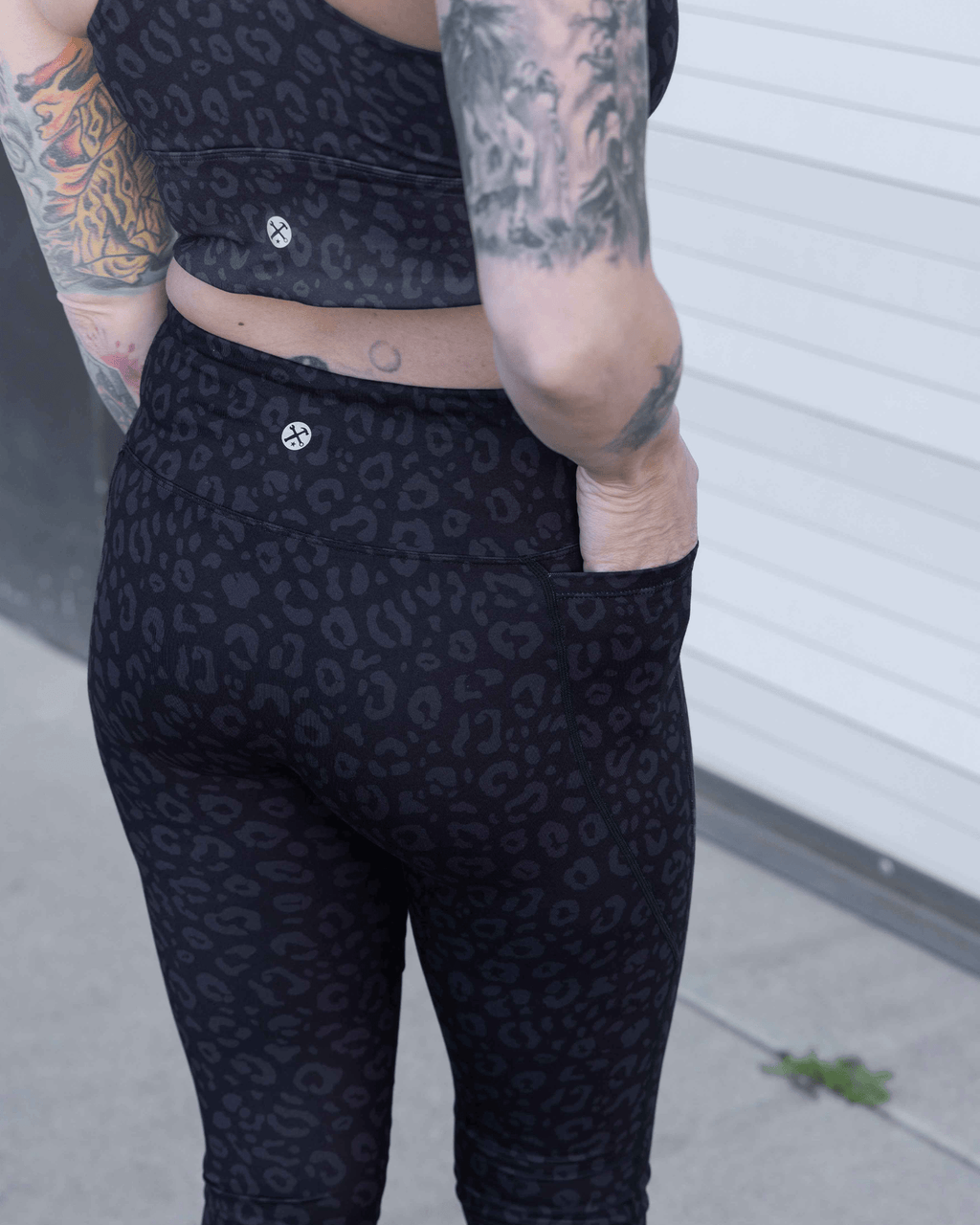 Women's Untamed Leggings - Black Leopard