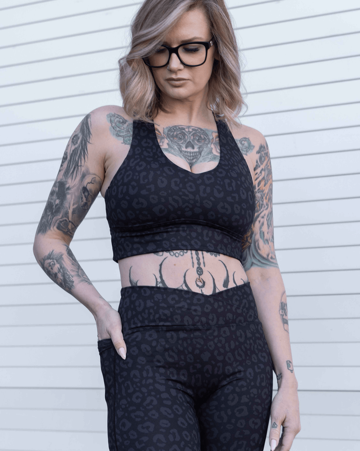 Women's Untamed Sports Bra - Black Leopard
